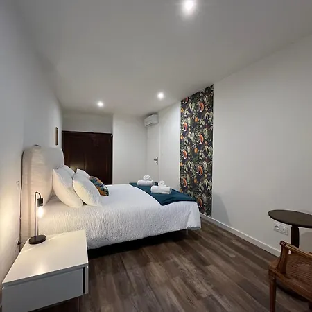 Appartement La Cour De Mamama 7 *